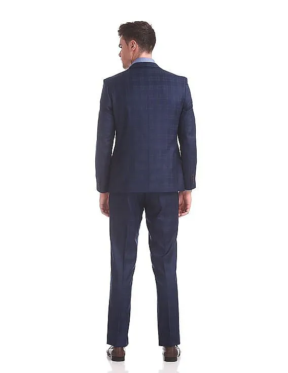 Arrow Body Tailored Regular Fit Single Breasted Three Piece Suit