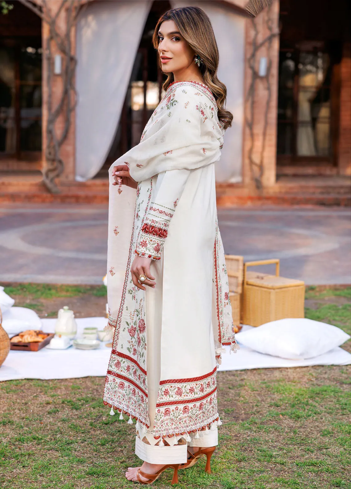 Kaavish By Farasha Eid Festive Embroidered Lawn 3 Piece Unstitched Suit FSH24KEFL D-06 SURREAL WHITE