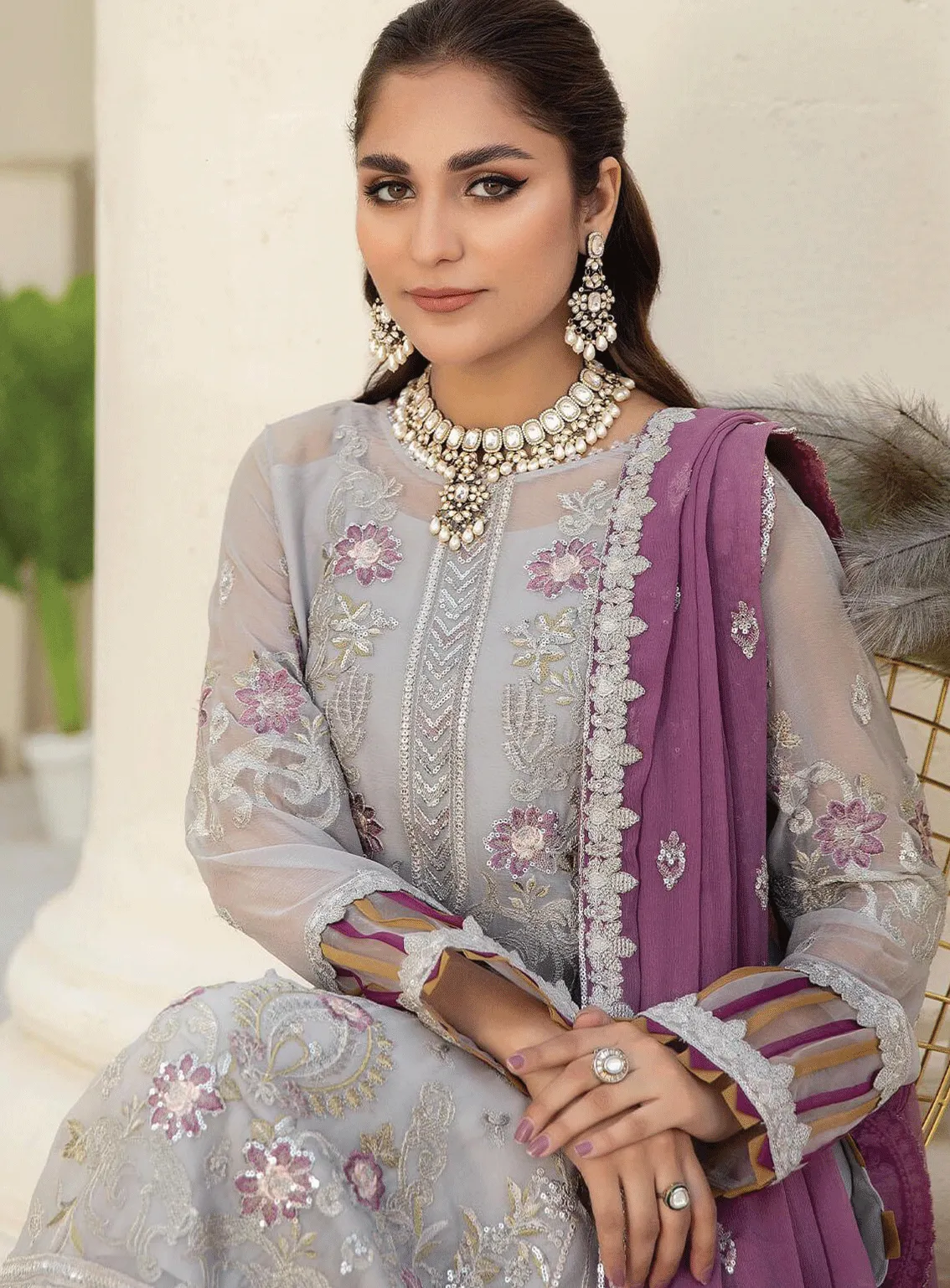 Naqsh Majestic By Imrozia Embroidered Chiffon Unstitched 3 Piece Suit - IM23NMC M-57 IVY