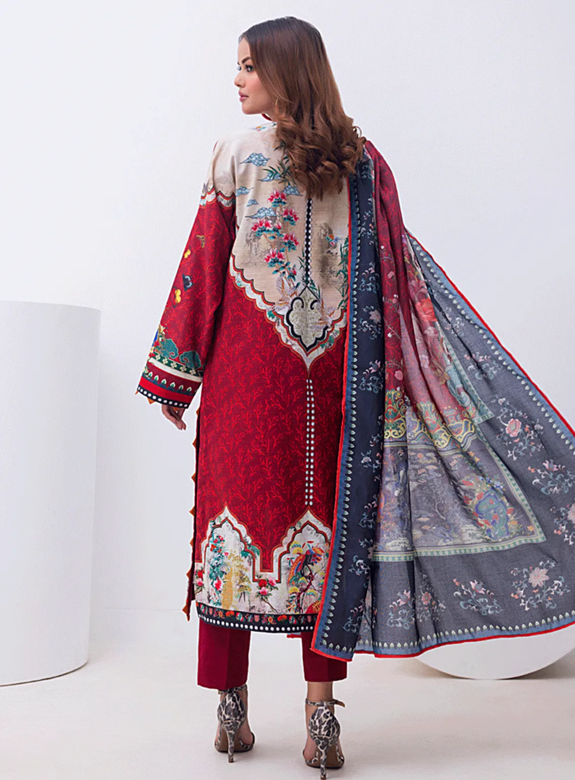 Regalia By Gul Ahmed Printed Khaddar Unstitched 3 Piece Suit - GA23RW WRF32014