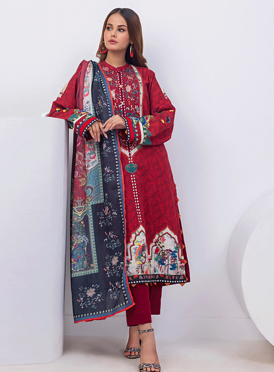 Regalia By Gul Ahmed Printed Khaddar Unstitched 3 Piece Suit - GA23RW WRF32014