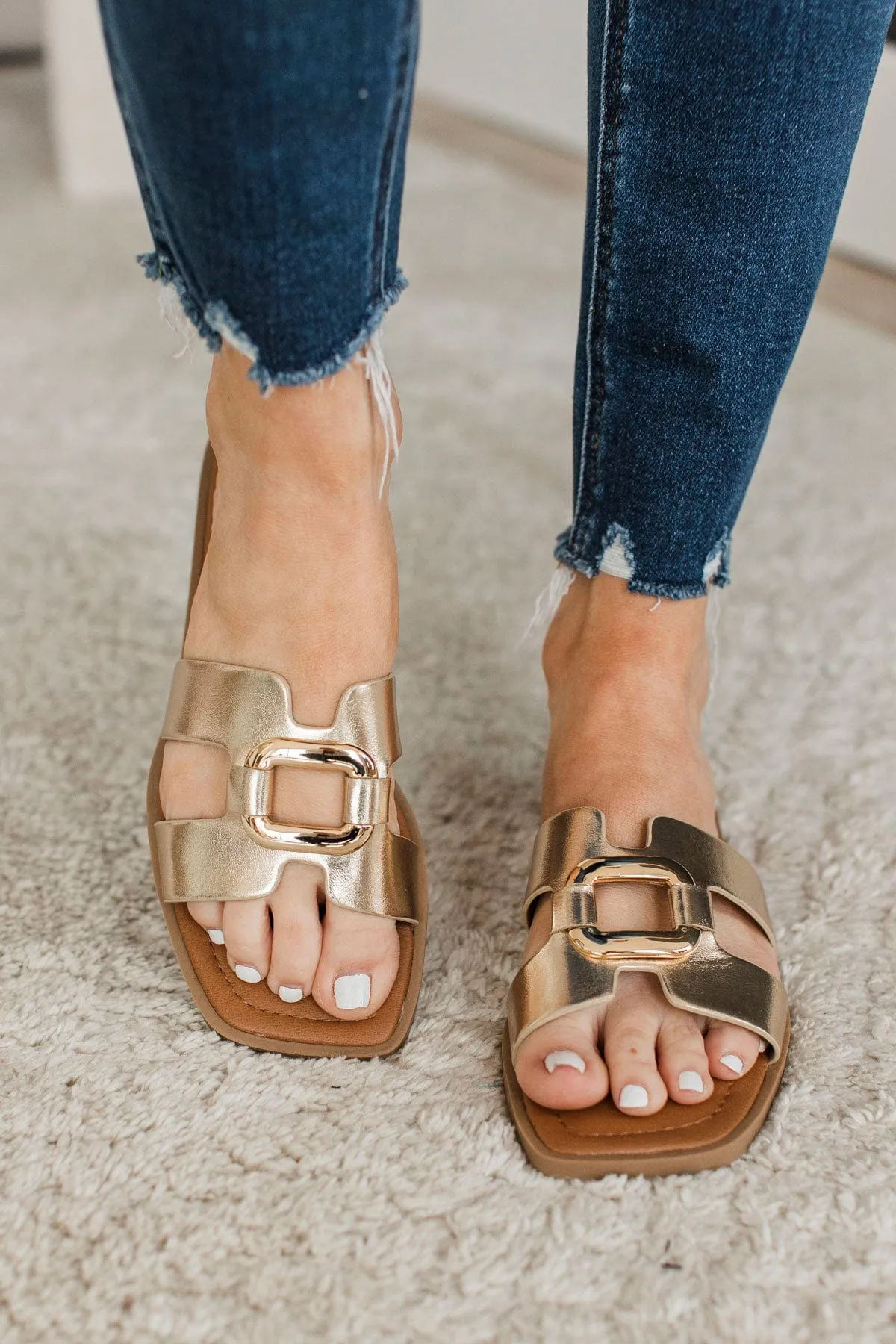 Soda Feng Sandals- Gold