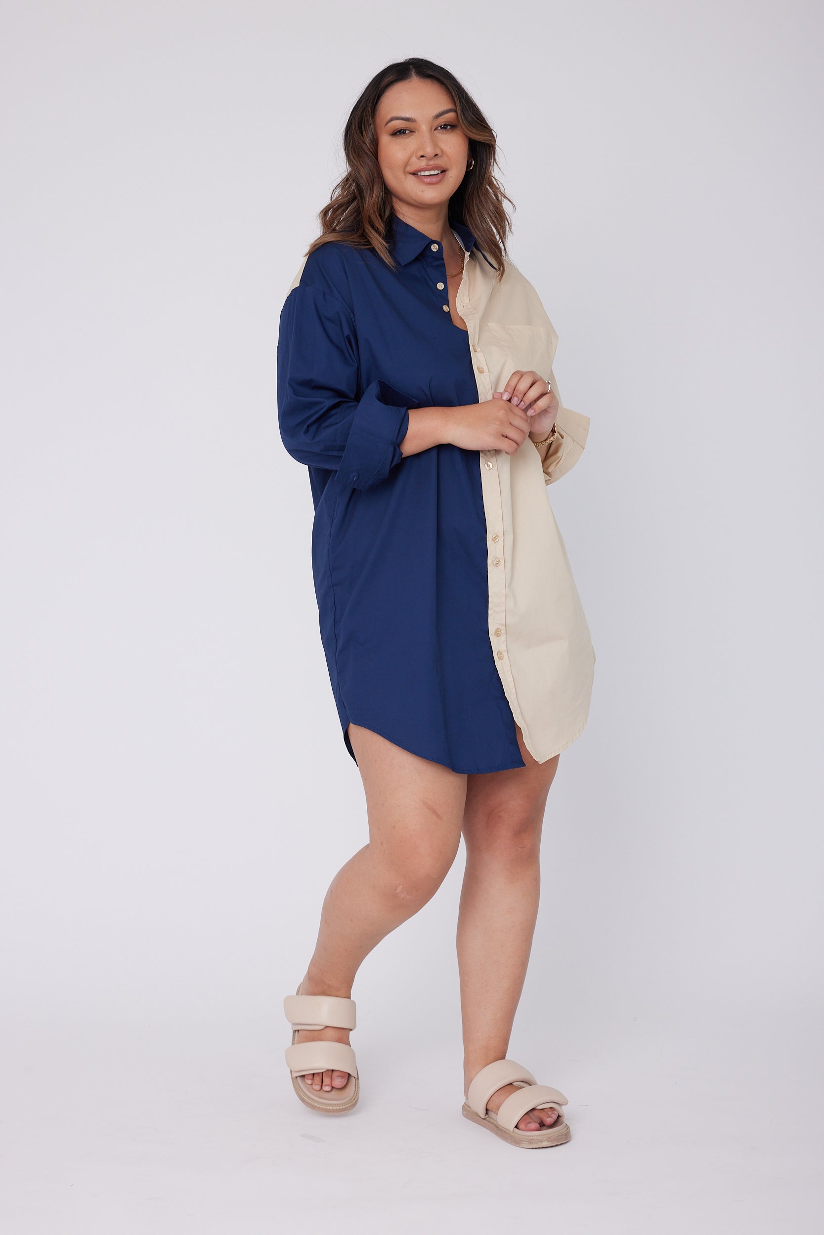 SOLIEL Dress Navy & Beige