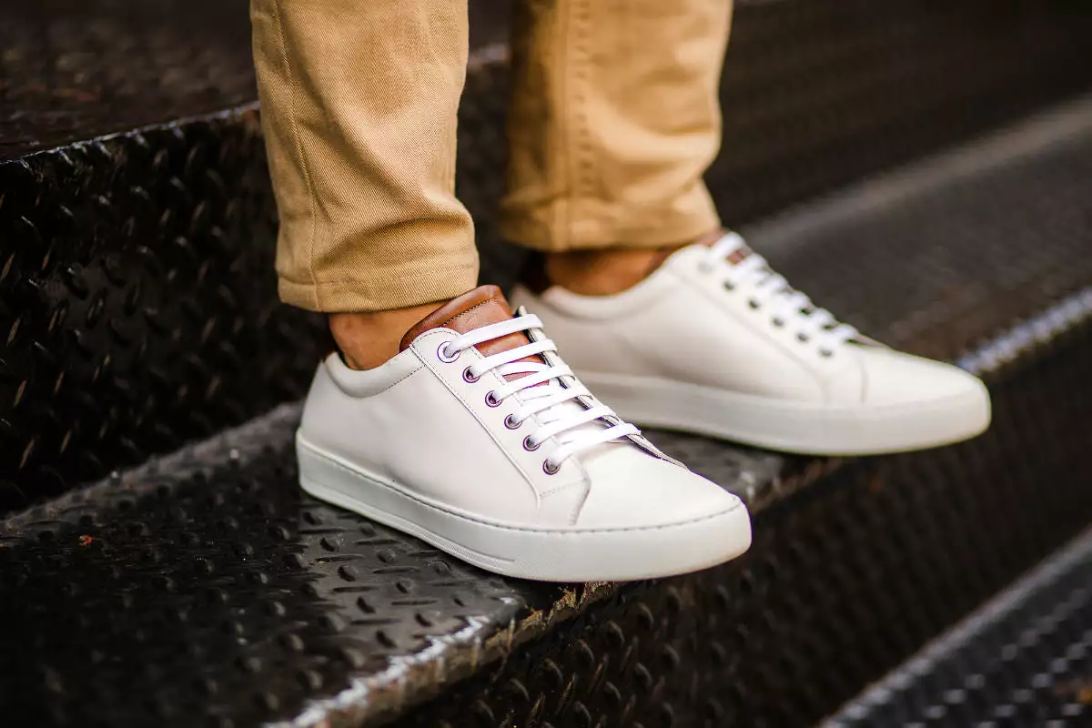 The Smith Low-Top Sneaker - White