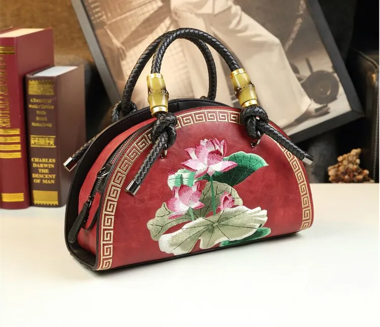 Women's Vintage Cowhide Leather Flower Embroidery Portable Shell Handbag